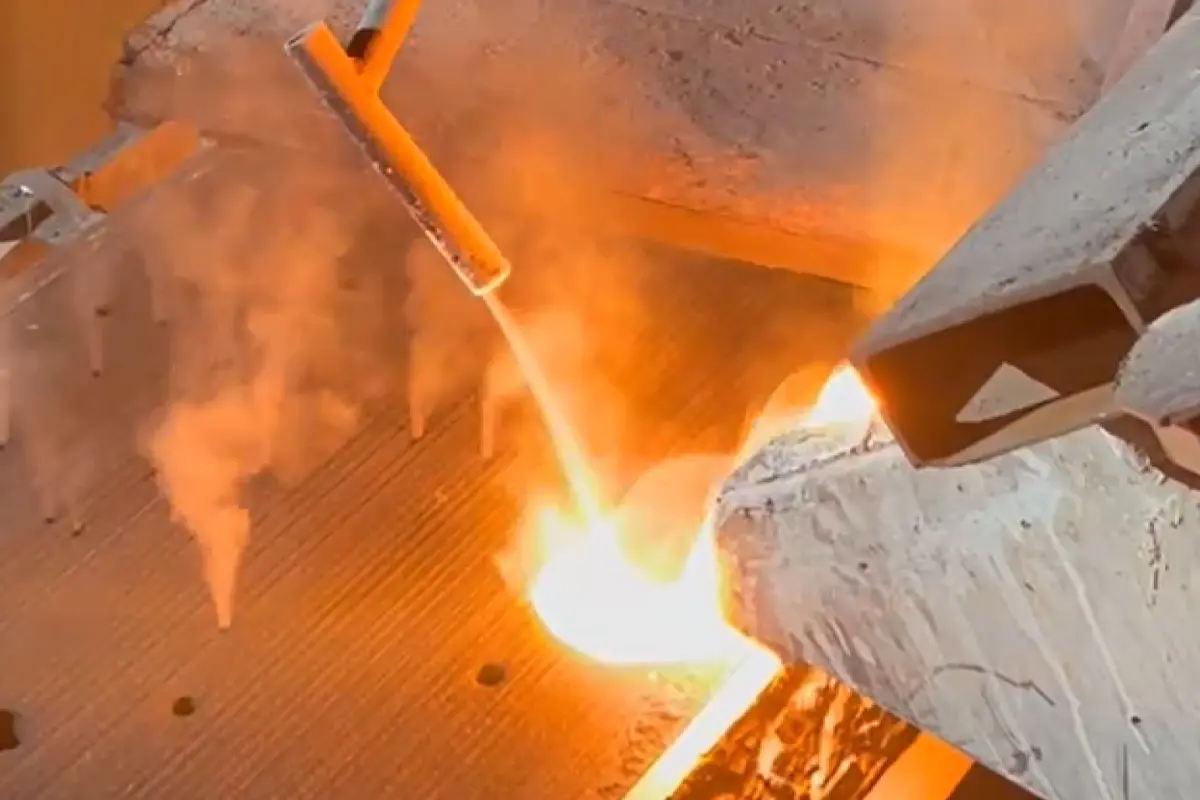ourprocrss_melting-process-1 กระบวนการผลิตแบบทราย, Molding Process, Molding Machine